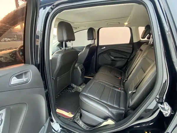 Ford Kuga 2017
