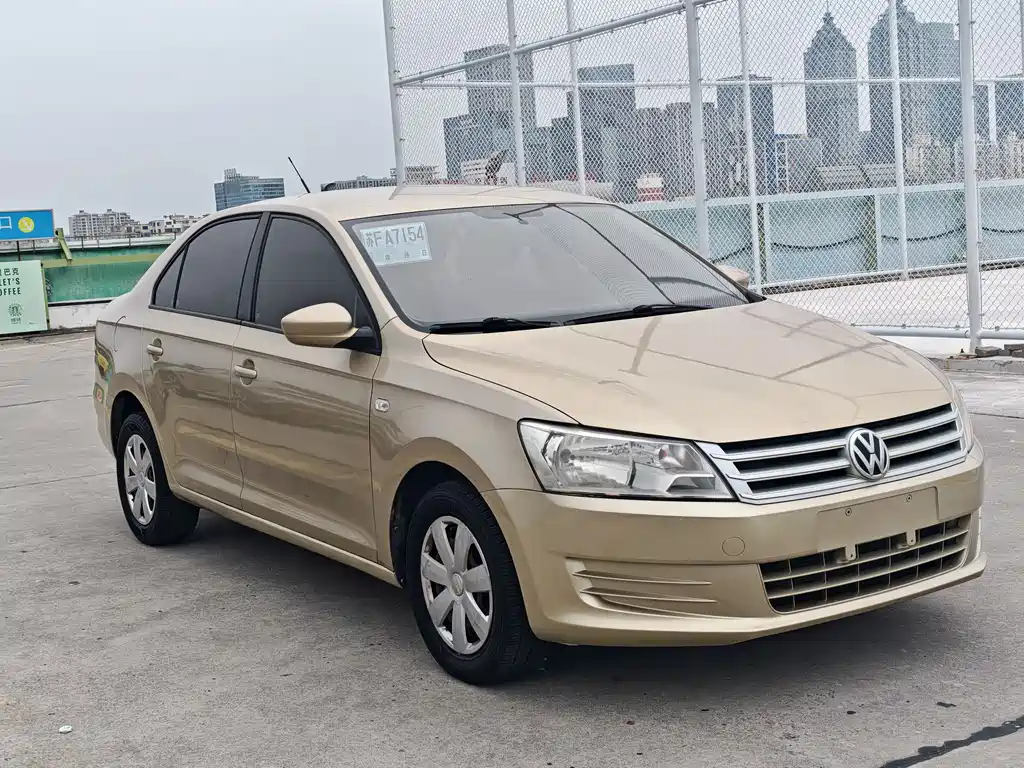 Volkswagen Santana 2013