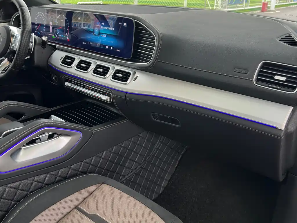 Mercedes-Benz GLE AMG 2023 — фото 12
