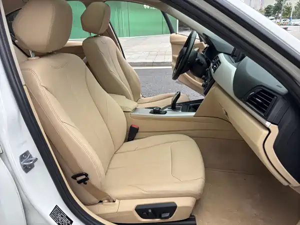 BMW 3 Series 2015