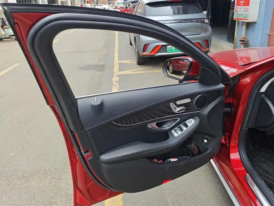 Mercedes-Benz C-Class 2018
