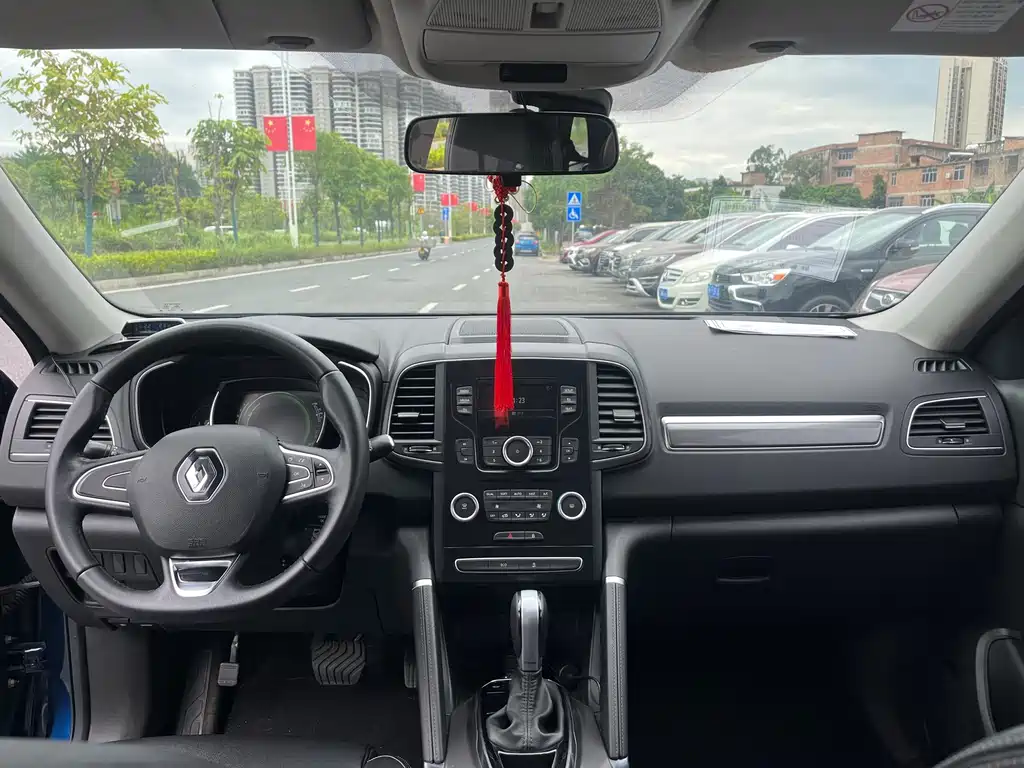 Renault Koleos 2018 — фото 10