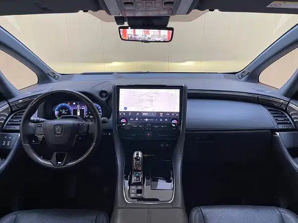 Toyota Wilfa 2024