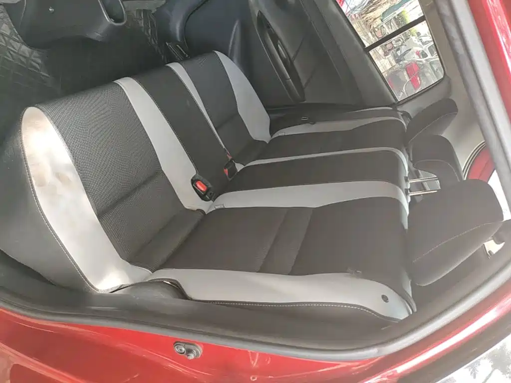 Toyota Yaris L 2022 — фото 13