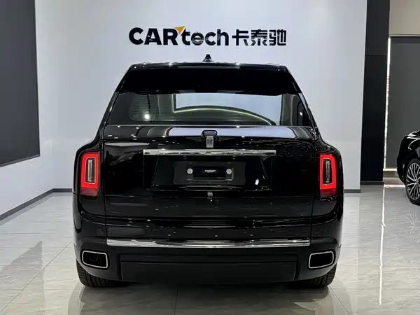 Rolls-Royce Cullinan 2021
