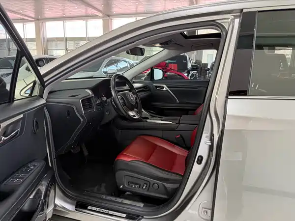 Lexus RX 2020