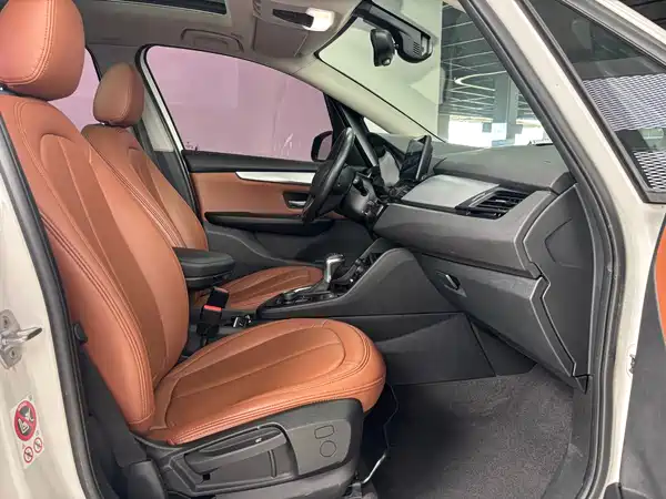 BMW 2 Series Station Wagon 2016