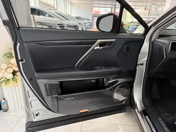 Lexus RX 2020