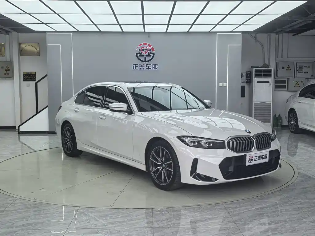 BMW 3 Series 2024