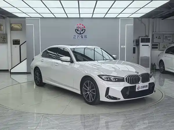 BMW 3 Series 2024