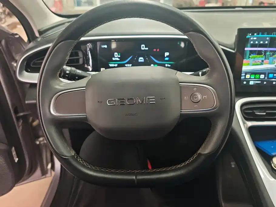 Geely Galaxy Starwish 2025 — фото 15