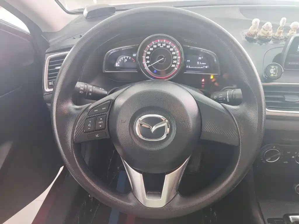 Mazda 3 Angkesela 2016