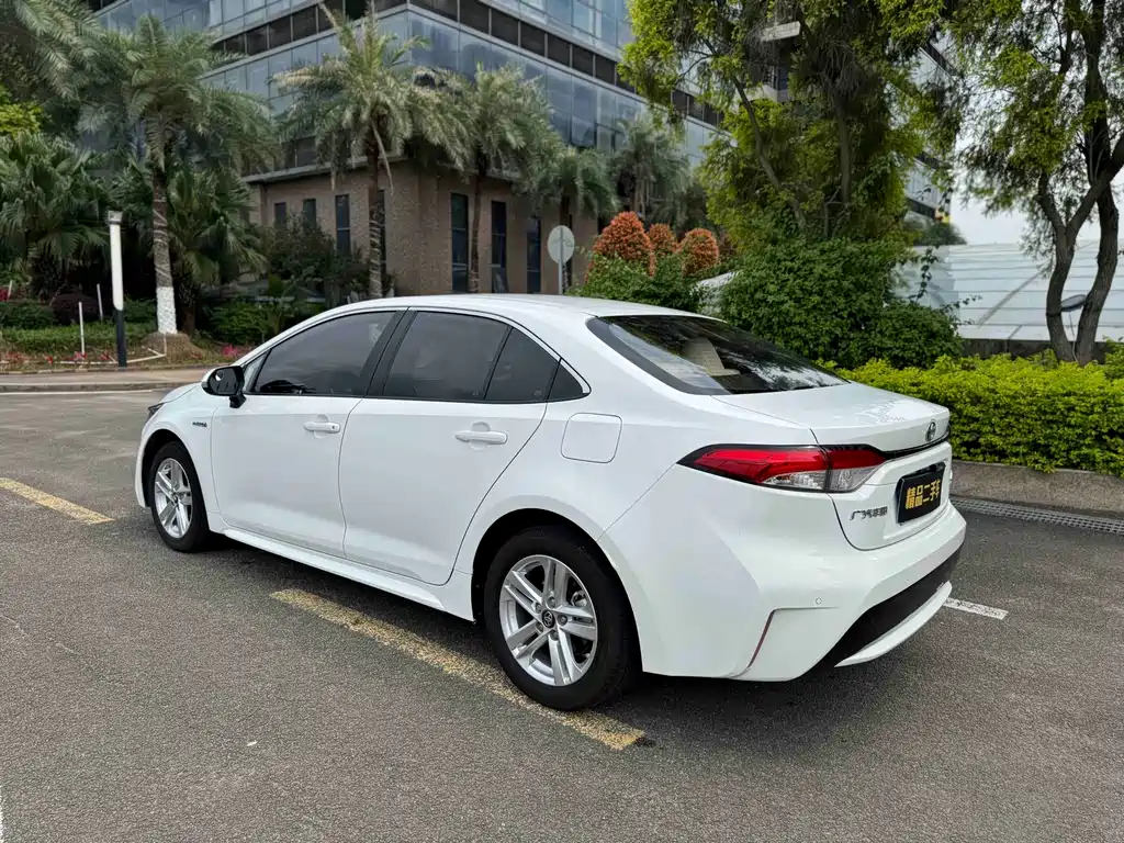 Toyota Levin 2022 — фото 13