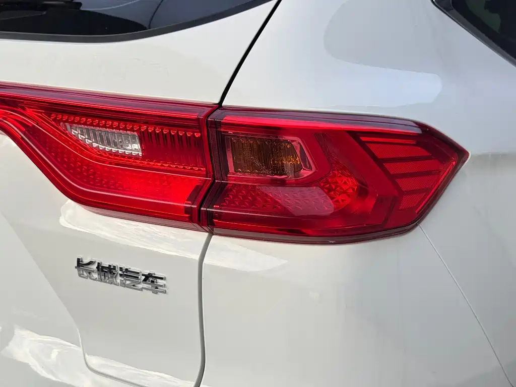 Haval M6 2023 — фото 38
