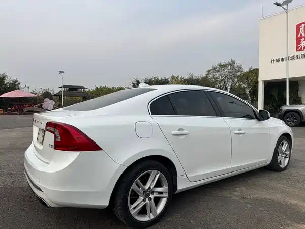 Volvo S60 2016