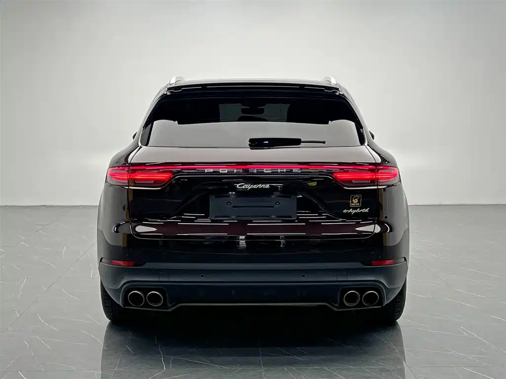 Porsche Cayenne Hybrid 2019 — фото 5