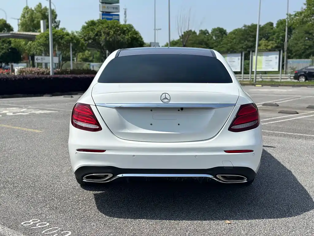 Mercedes-Benz E-Class 2018 — фото 8