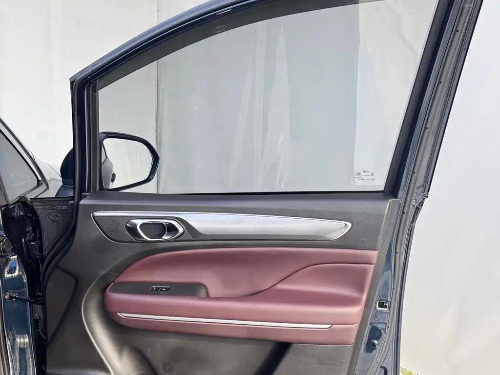 GAC Trumpchi M6 2022 — фото 34