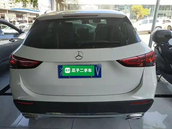 Mercedes-Benz GLA 2023