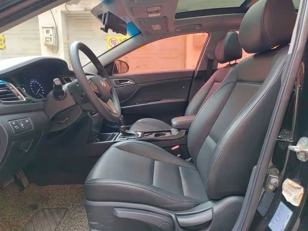 Hyundai Mistra 2016 — фото 11