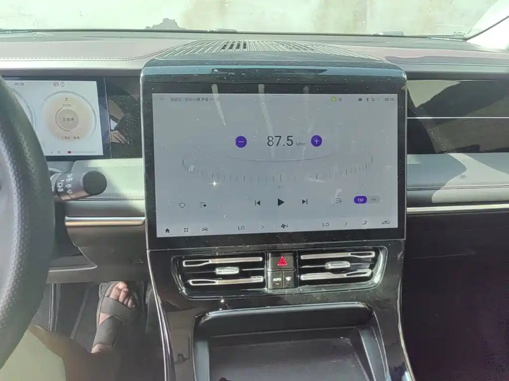 GAC Motor Trumpchi M8 2024 — фото 13