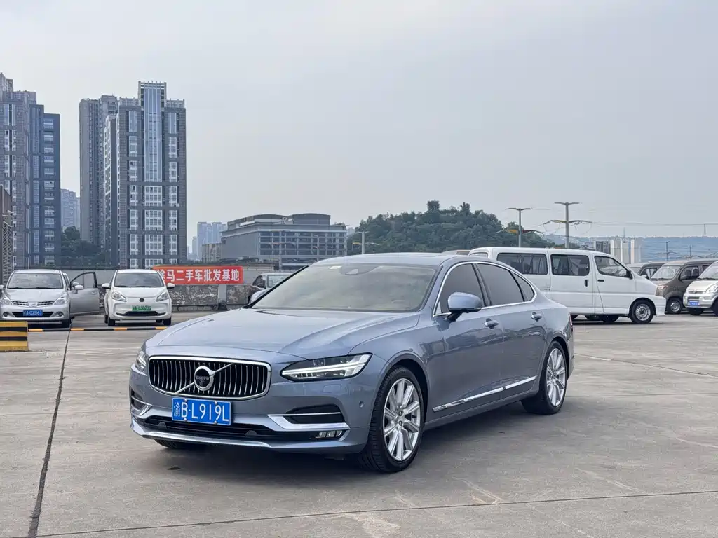 Volvo S90 2018 — фото 1