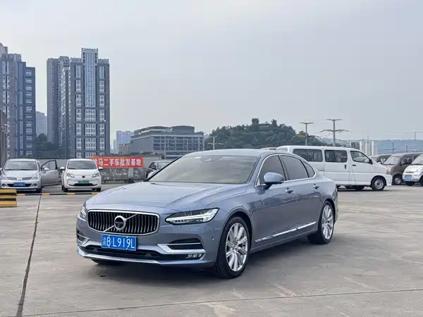 Volvo S90 2018