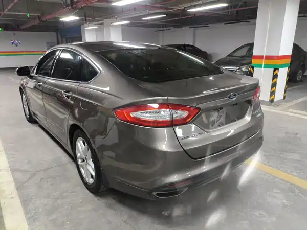Ford Mondeo 2015