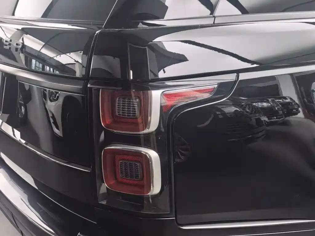 Land Rover Range Rover 2019 — фото 14