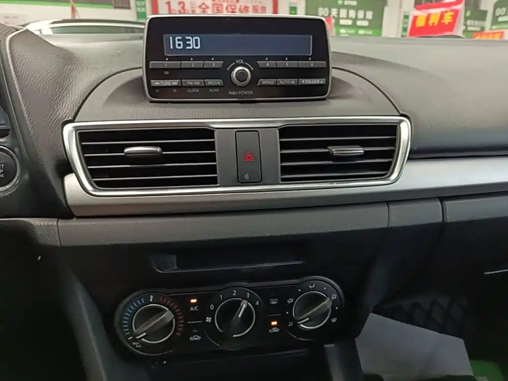 Mazda 3 Angkesela 2015 — фото 13