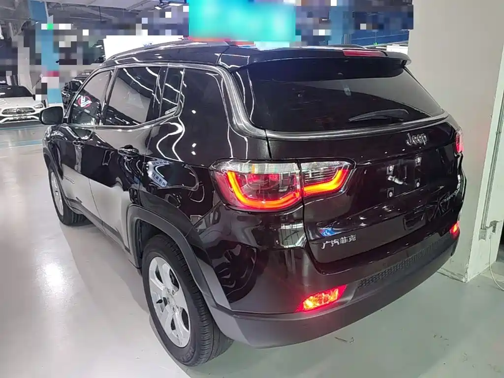Jeep Compass 2021 — фото 23