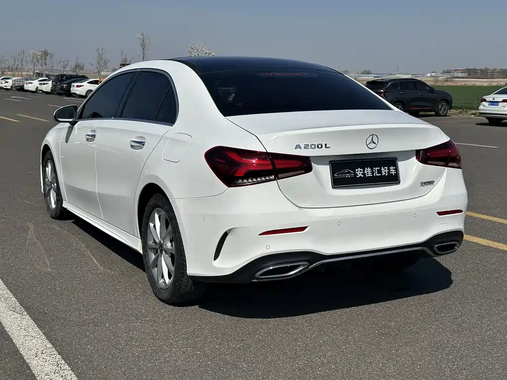 Mercedes-Benz A-Class 2022 — фото 7