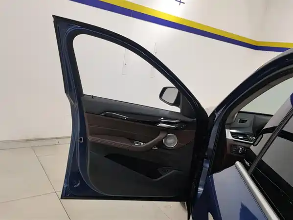BMW X1 2022