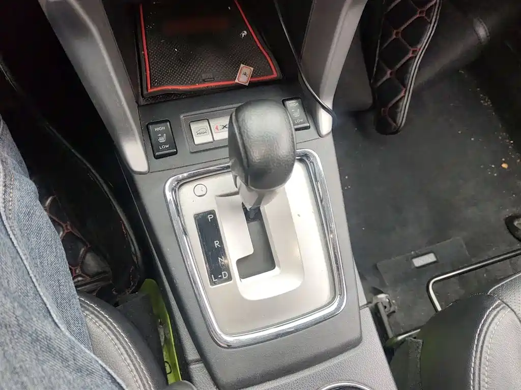 Subaru Forester 2015 — фото 7