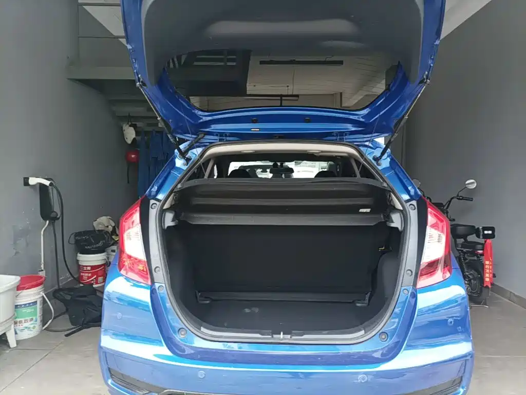 Honda Fit 2018 — фото 19