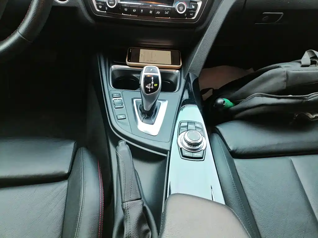 BMW 3 Series 2014 — фото 14
