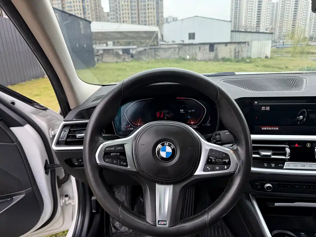 BMW 3 Series 2020 — фото 10