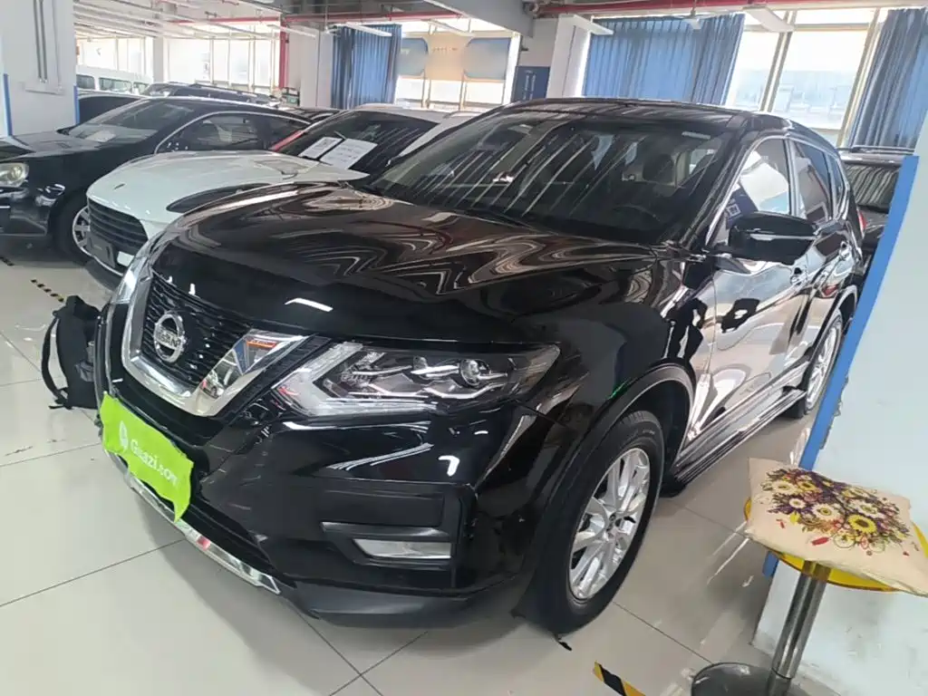 Nissan X-Trail 2020 — фото 2
