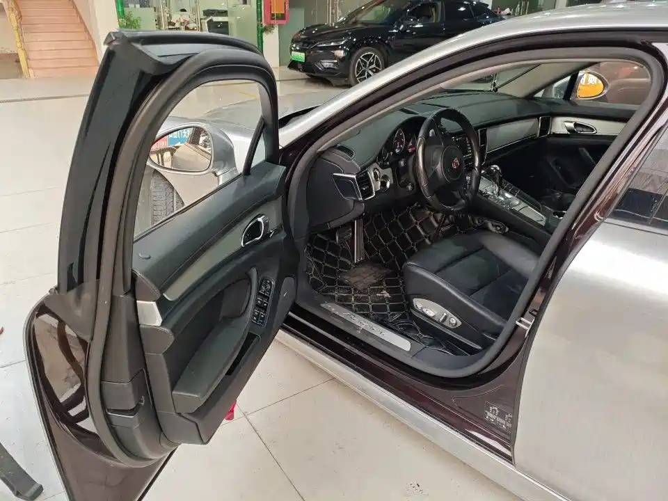 Porsche Panamera 2014