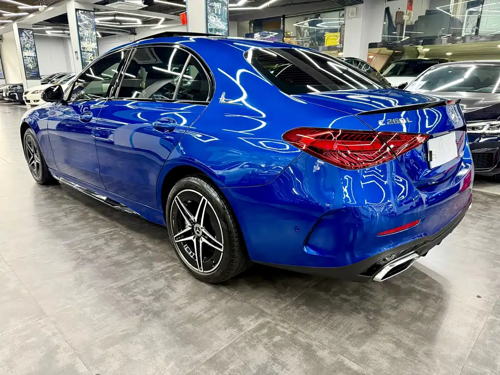 Mercedes-Benz C-Class 2023 — фото 19