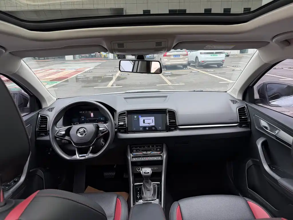 Skoda Karoq 2023 — фото 14