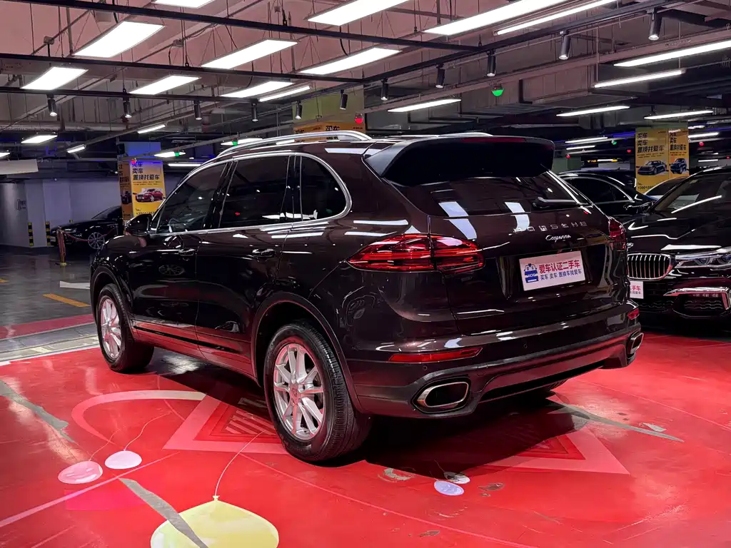 Porsche Cayenne 2015 — фото 7