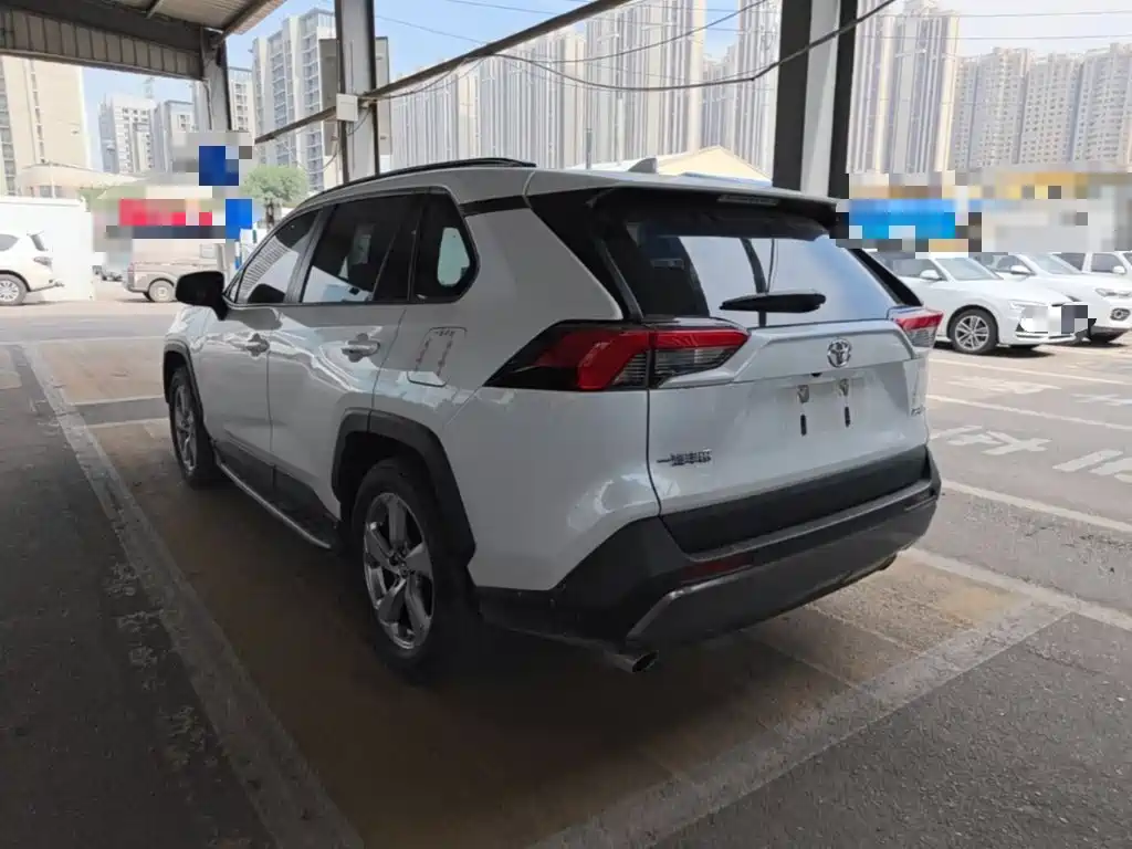 Toyota RAV4 2022