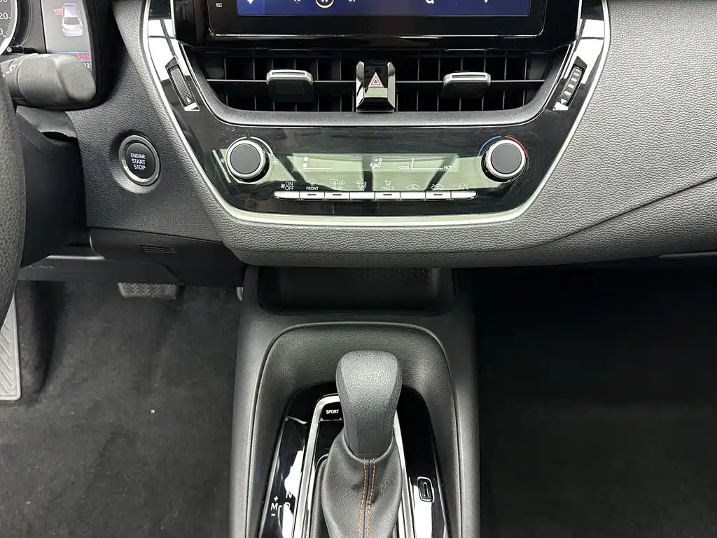 Toyota Corolla 2022 — фото 14