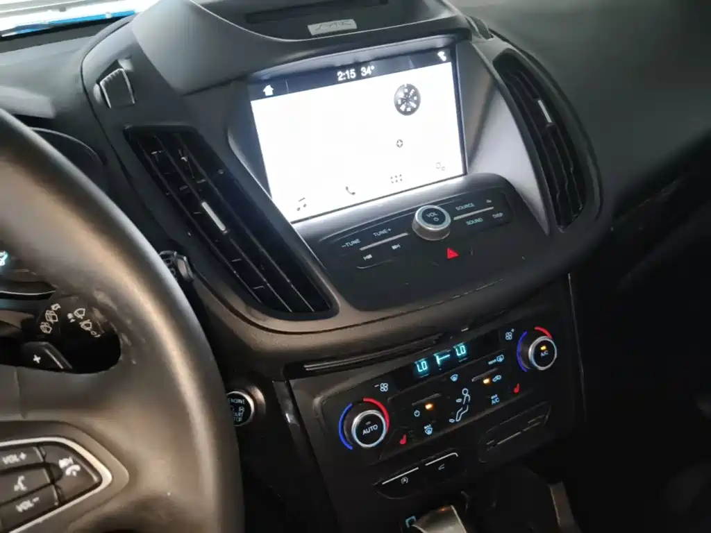 Ford Kuga 2017 — фото 13