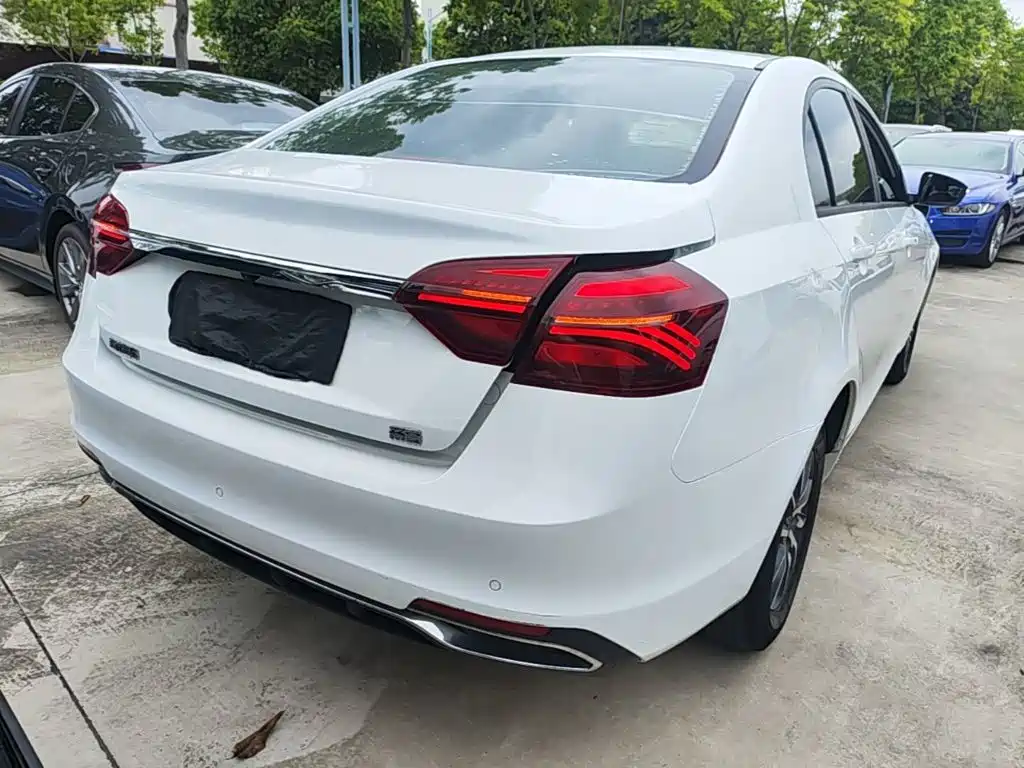 Geely Emgrand 2020