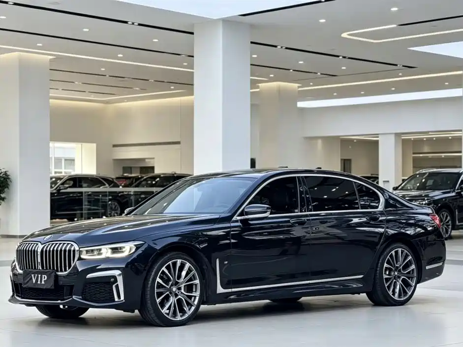 BMW 7 Series 2021 — фото 2