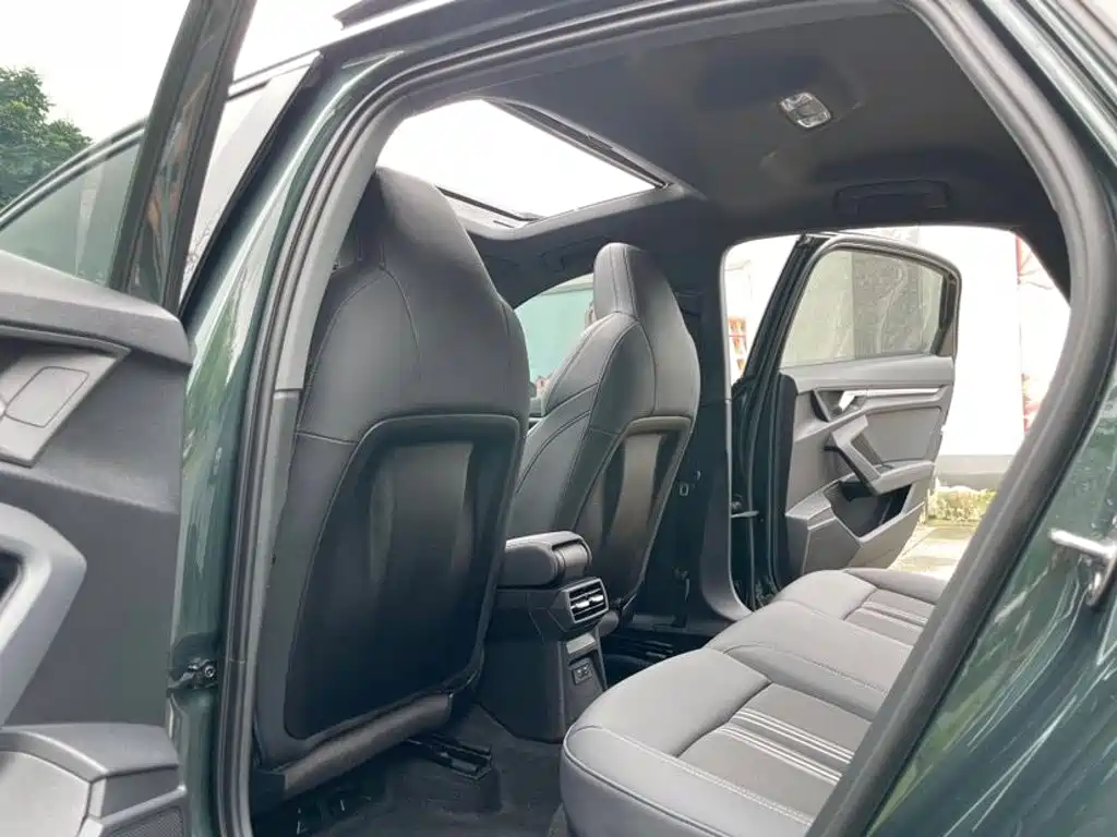 Audi A3 2023 — фото 8