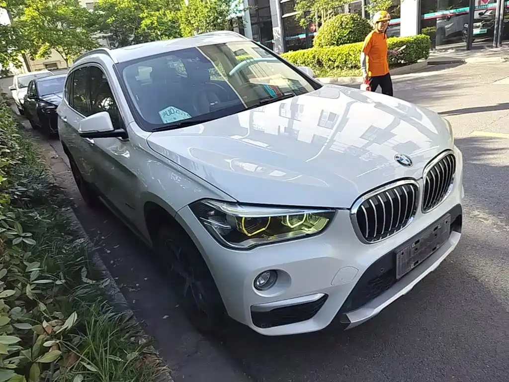 BMW X1 2016 — фото 4