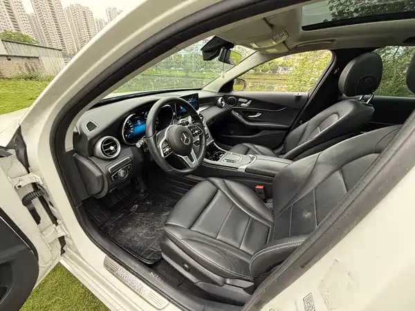 Mercedes-Benz C-Class 2020